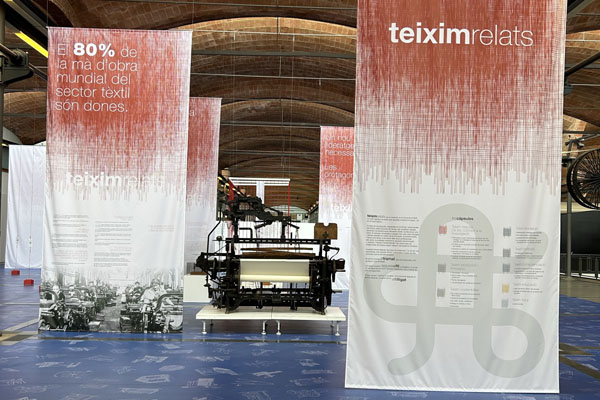 Mostra creativa "Teixim relats"